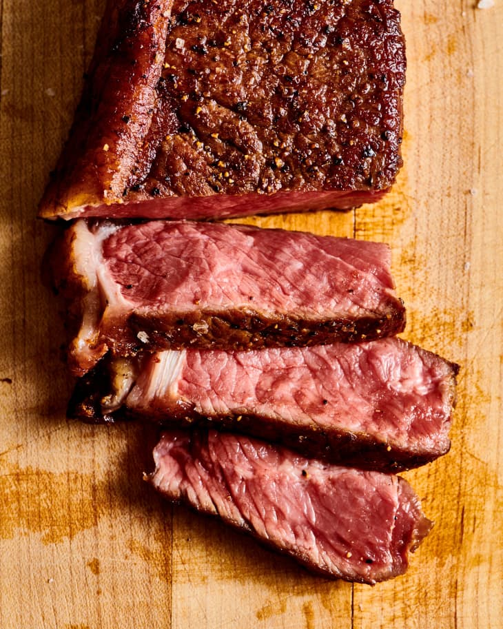 Steak Doneness Guide Temperatures, Tips, and Timing The Kitchn